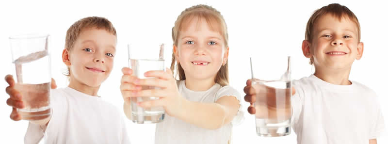 kids with glass of water